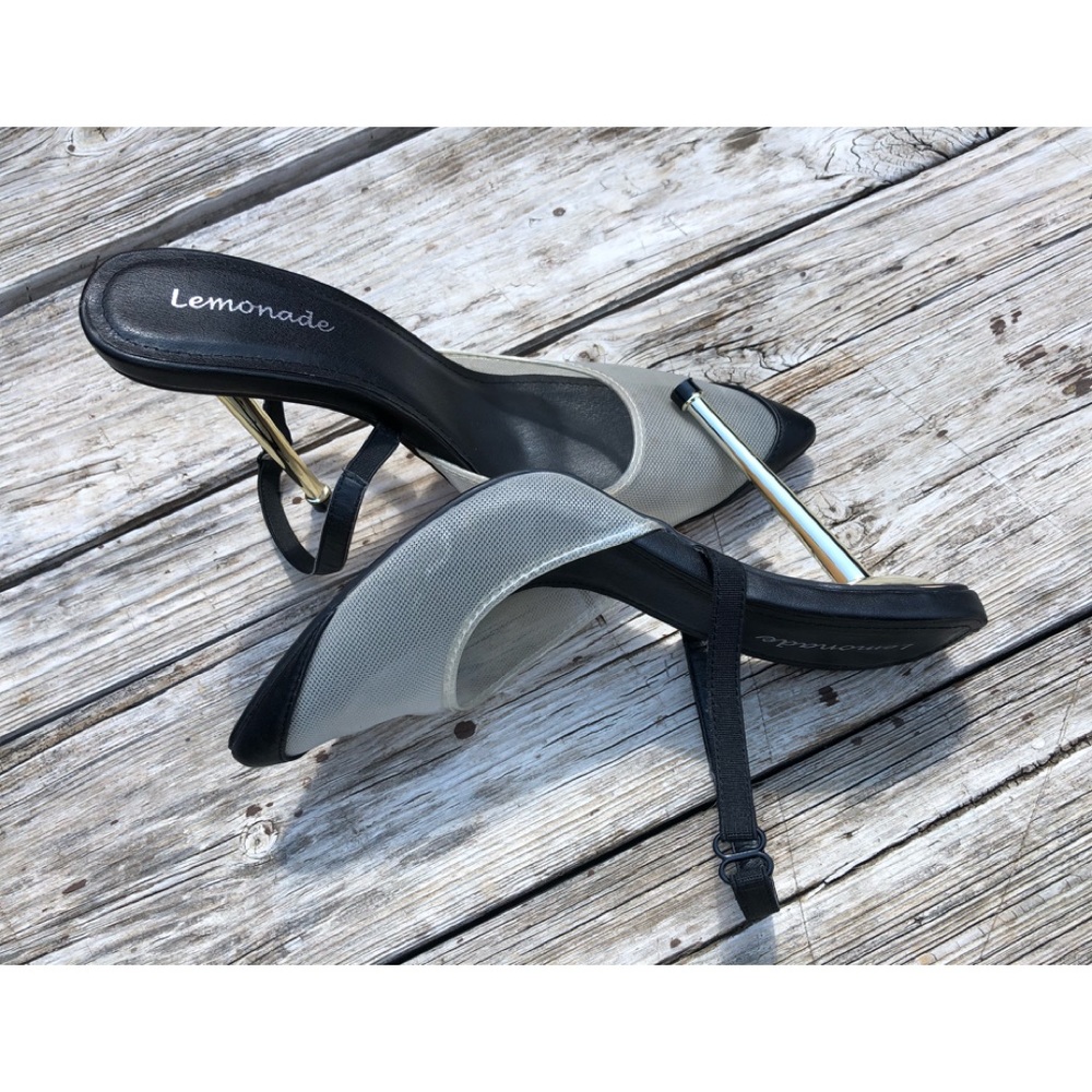 Lemonade 7.5 black and transparent toe area/black tip/gold heels